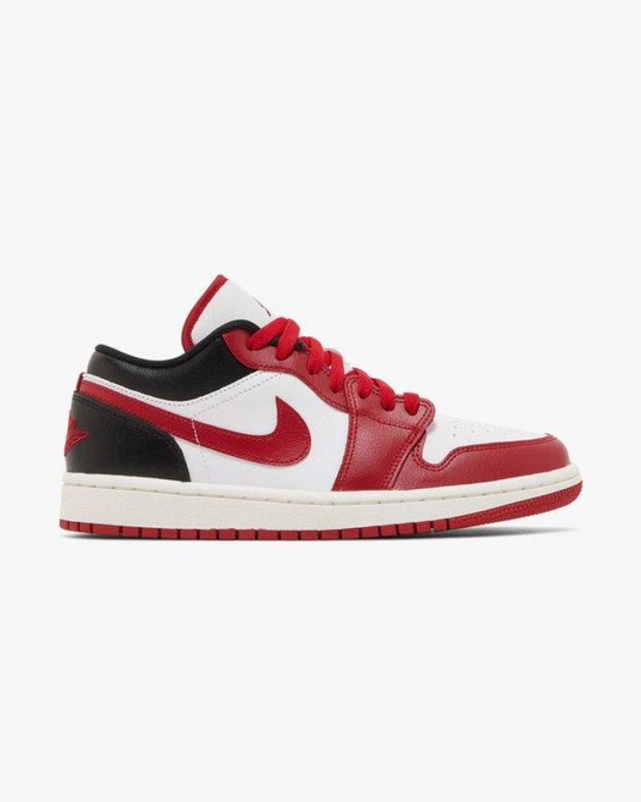 Secret Sneaker Store Online Nike Air Jordan1 Low Wmns Bulls | Nike